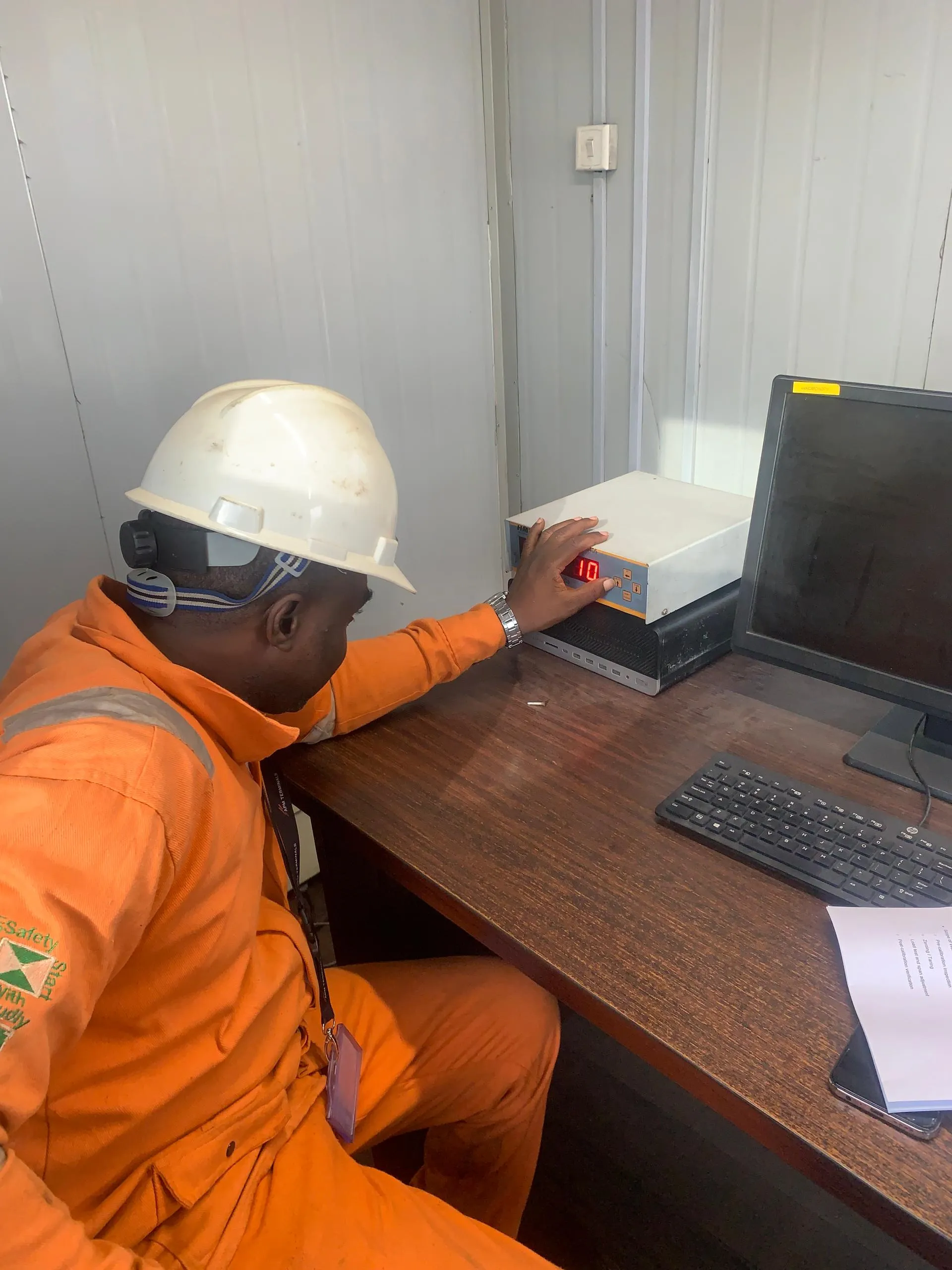 Henob's Engineering project photo 32